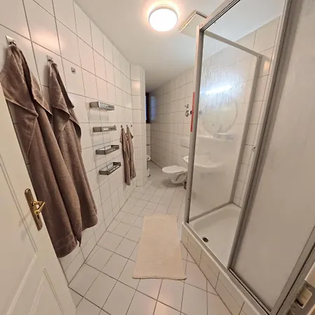 Apartment Souterrain *